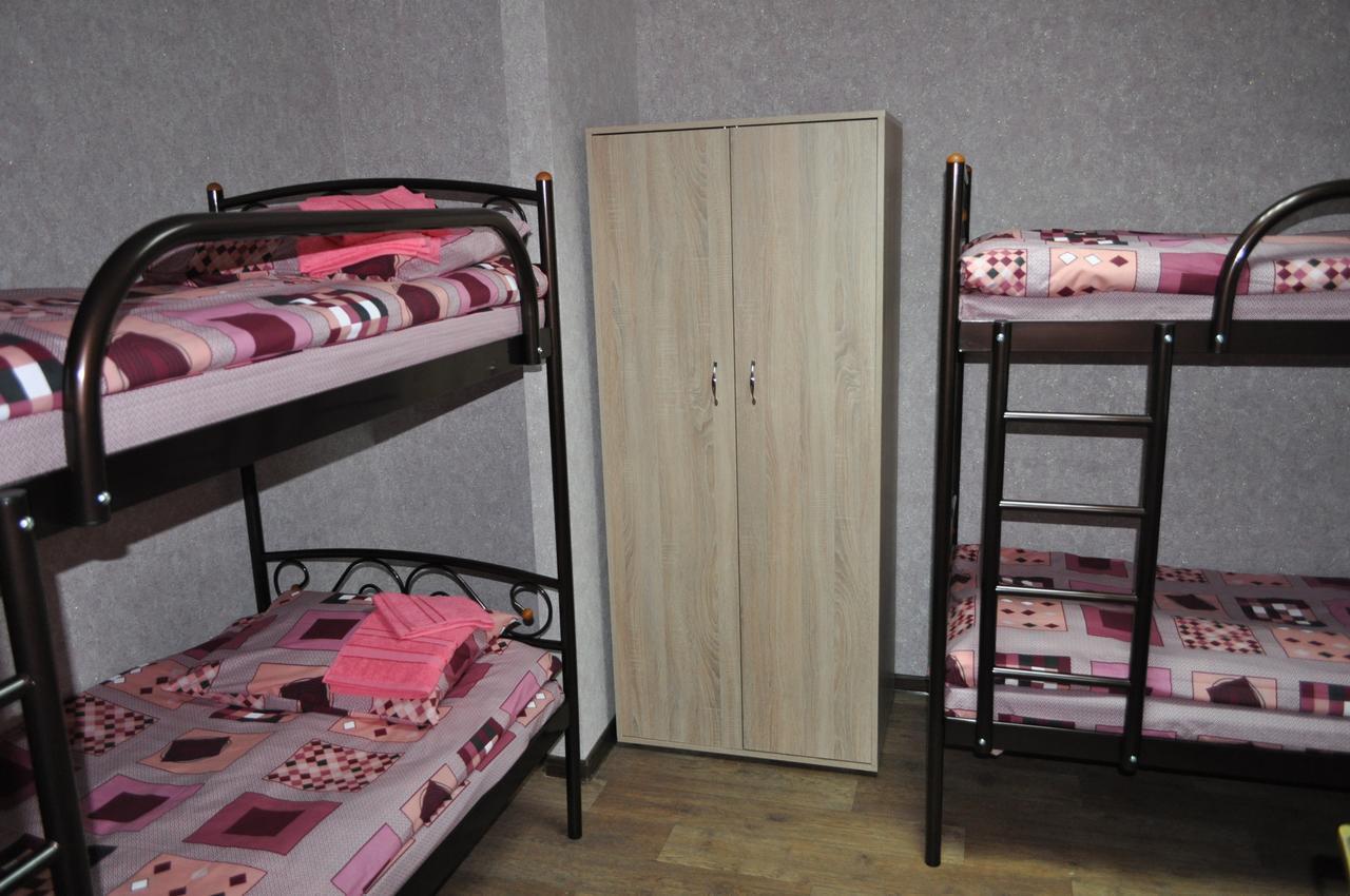 Hostel Bayit 克列缅丘格 外观 照片