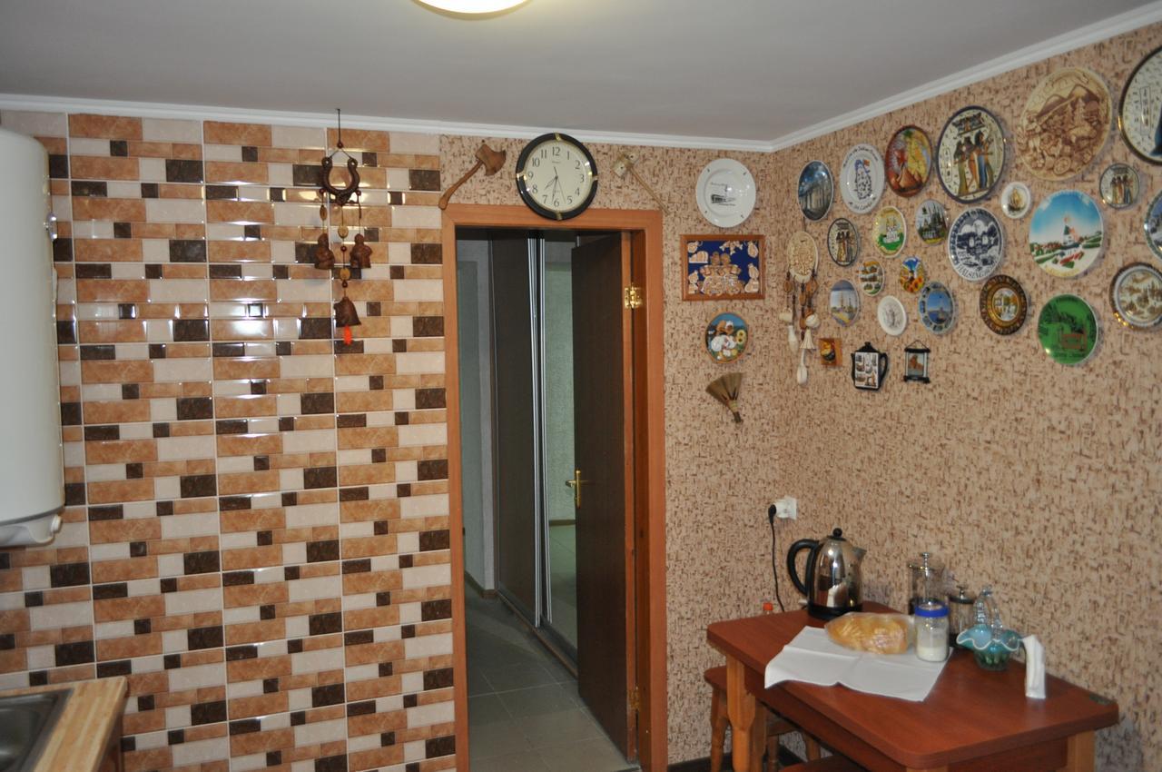 Hostel Bayit 克列缅丘格 外观 照片
